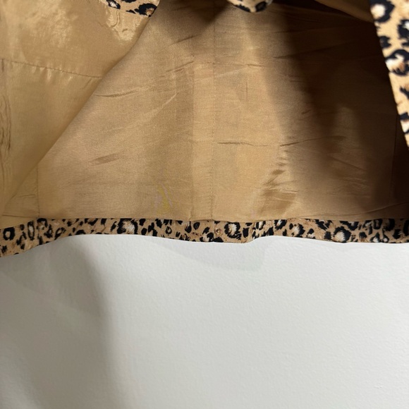 Vintage 90s 100% Silk Animal Leopard Print Structured Short Sleeve Blazer Top L - Picture 5 of 6